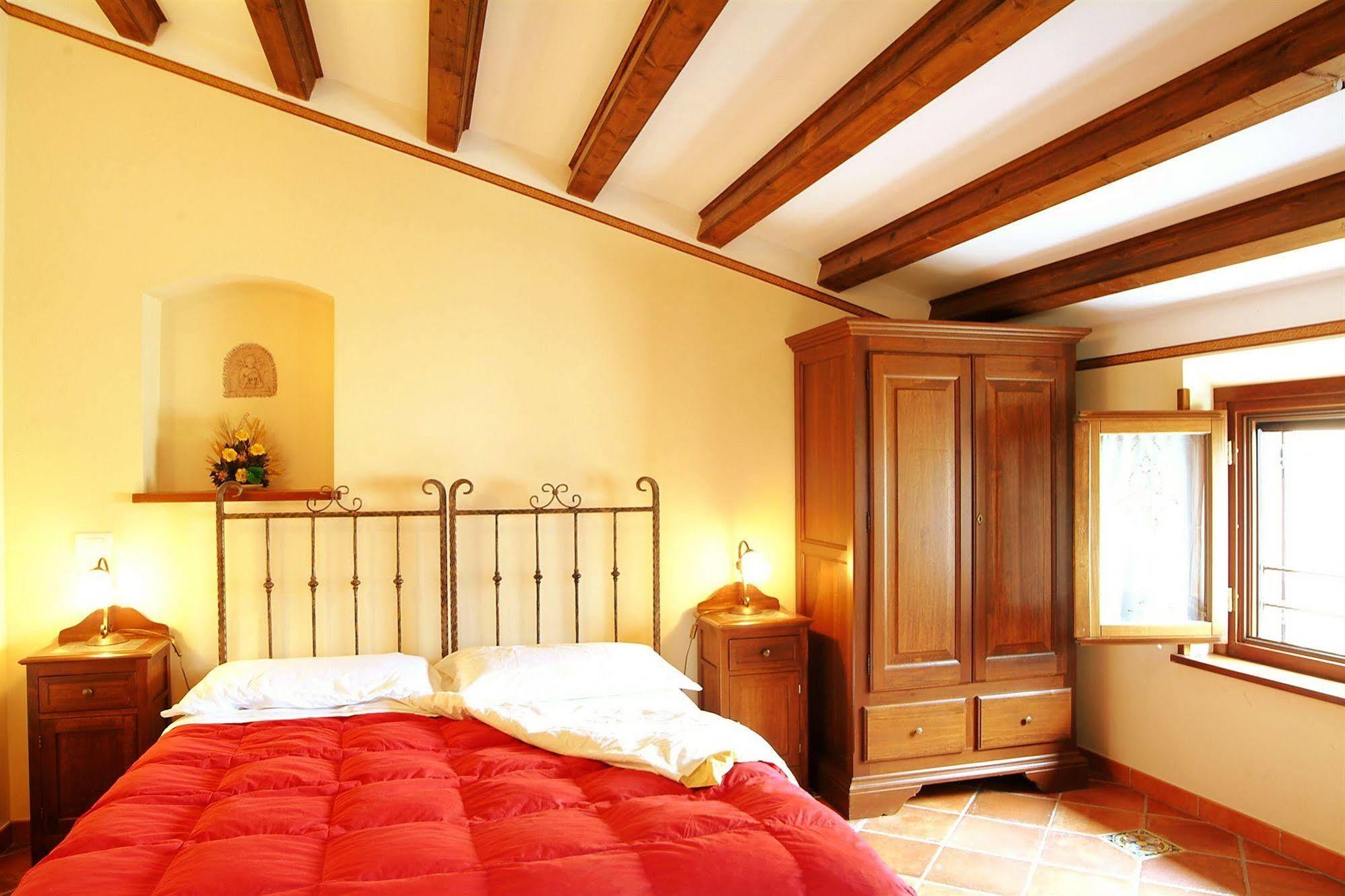 Bed and Breakfast Il Castello Петралия-Соттана Экстерьер фото